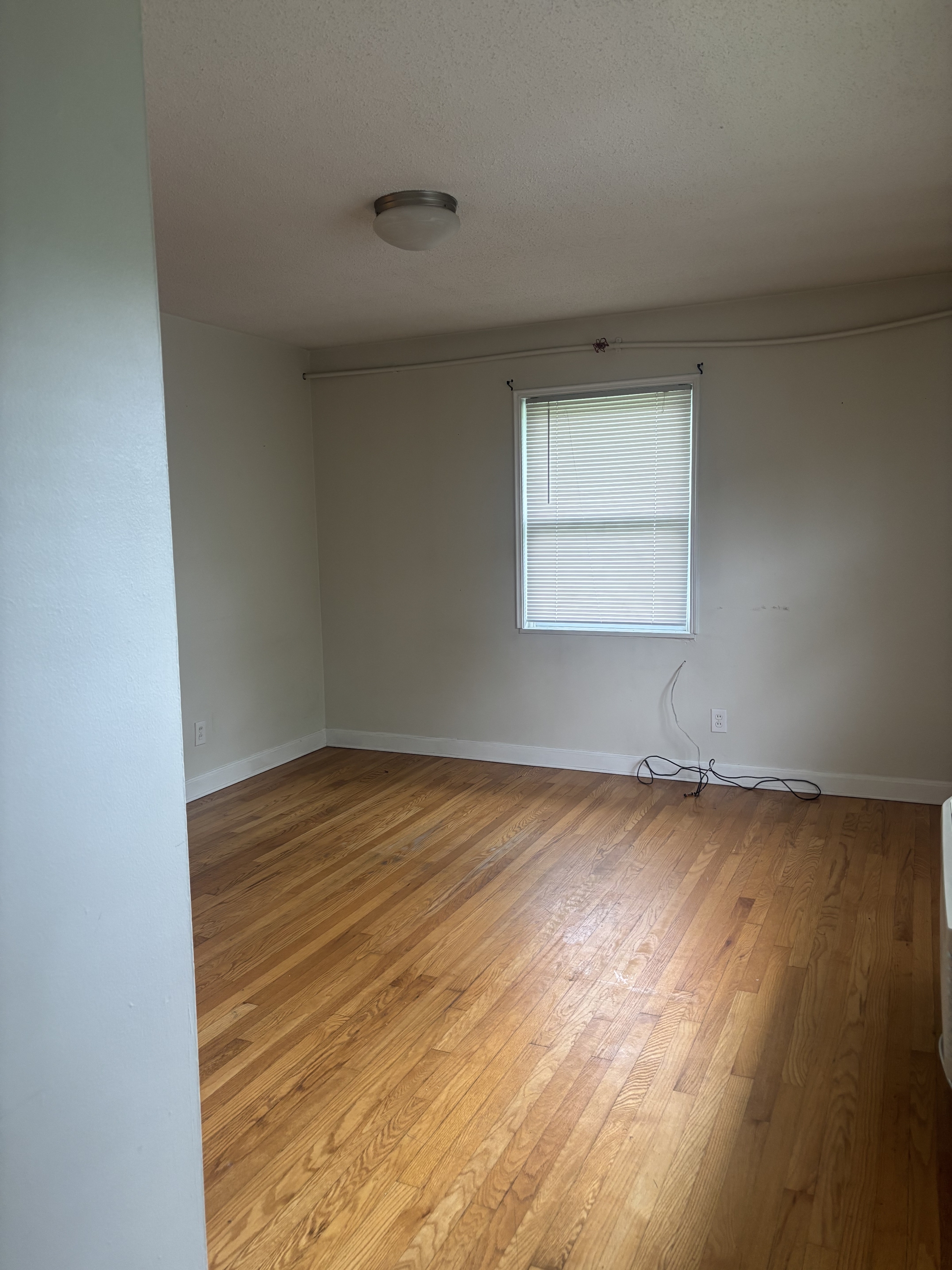 413 Volunteer Street