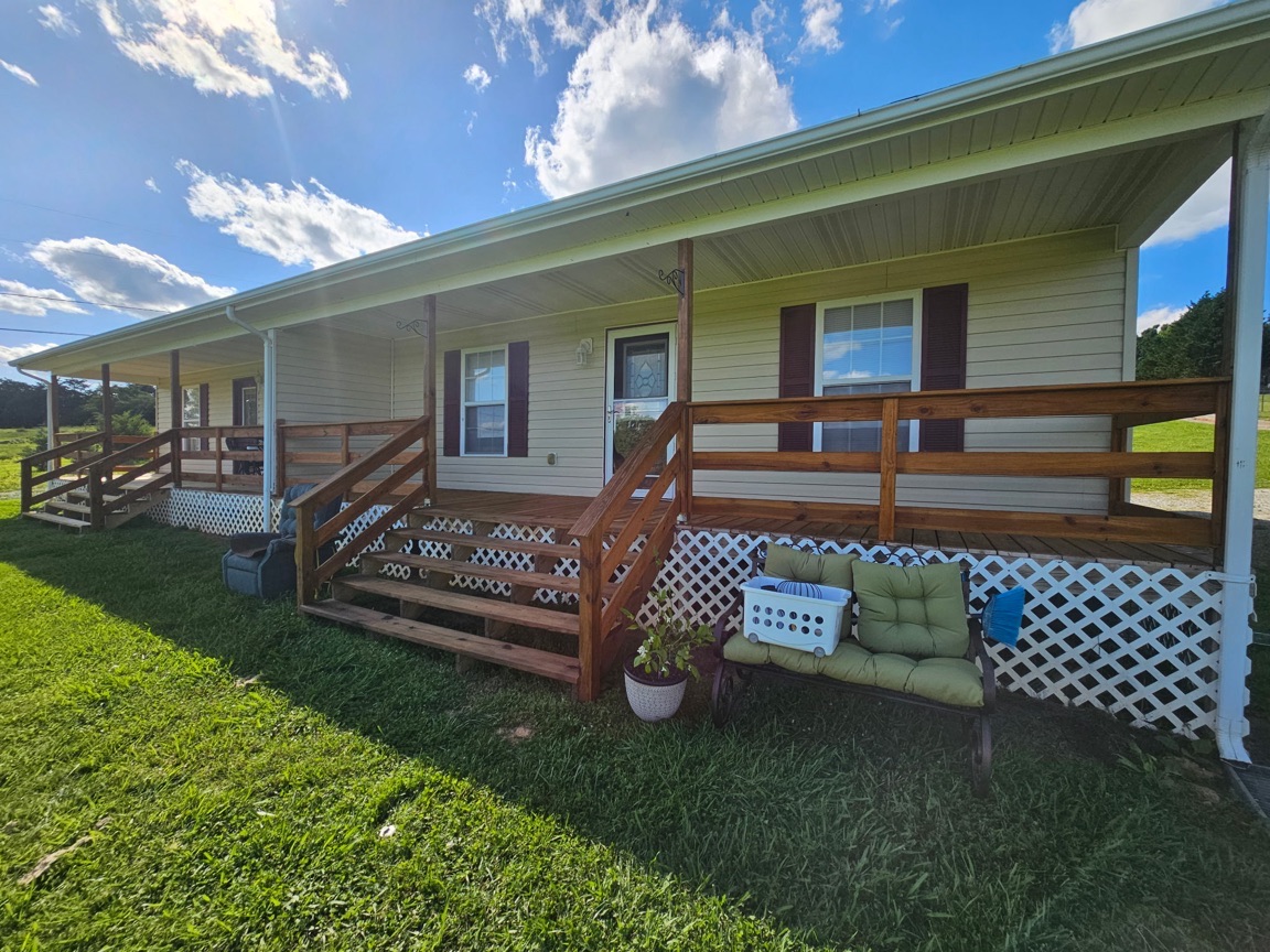 7244 Newport Highway - 2